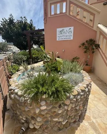 Iliana Apartman Falászarna
