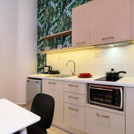 Iliana Apartman Falászarna