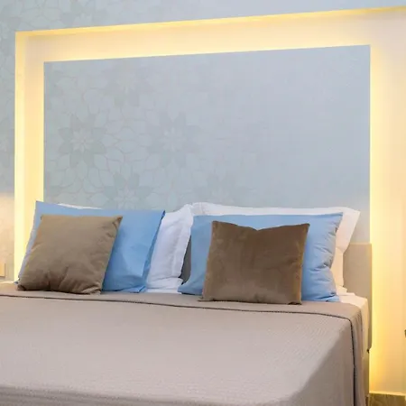 Iliana Apartment *